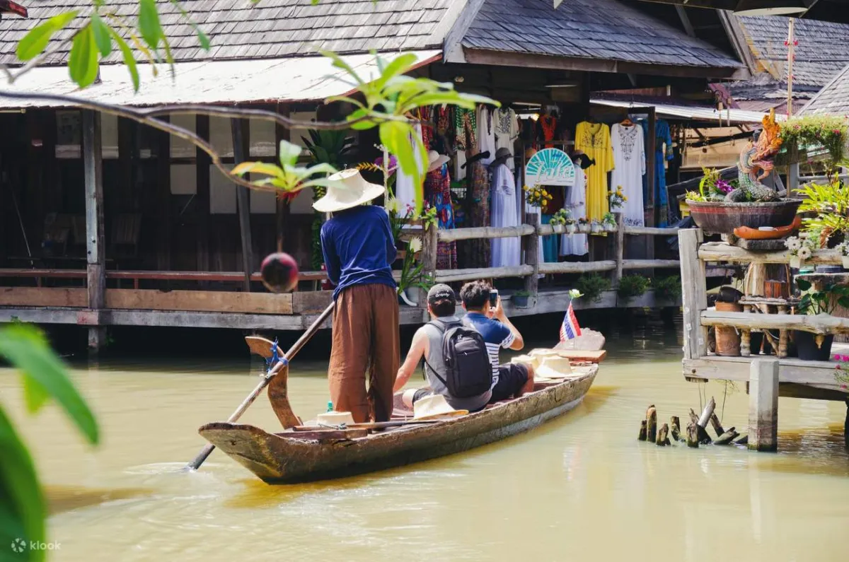 Thai floating market